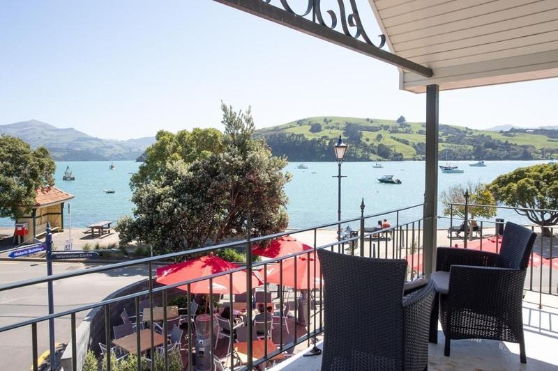 The Wharf Seaview Apartments By Avi Akaroa Exterior photo